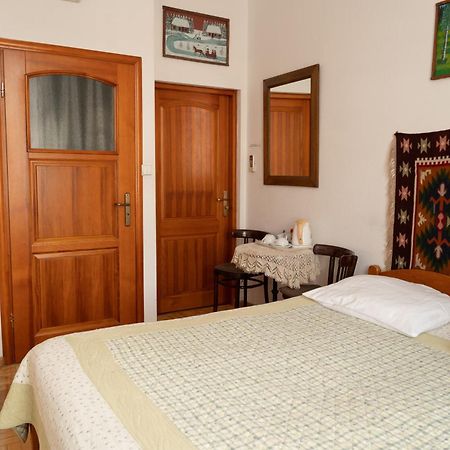 Kolory Guest House Cracovia Esterno foto