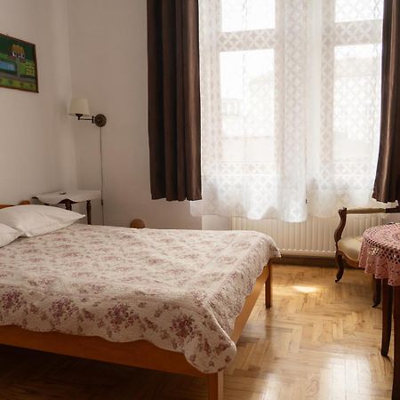 Kolory Guest House Cracovia Esterno foto