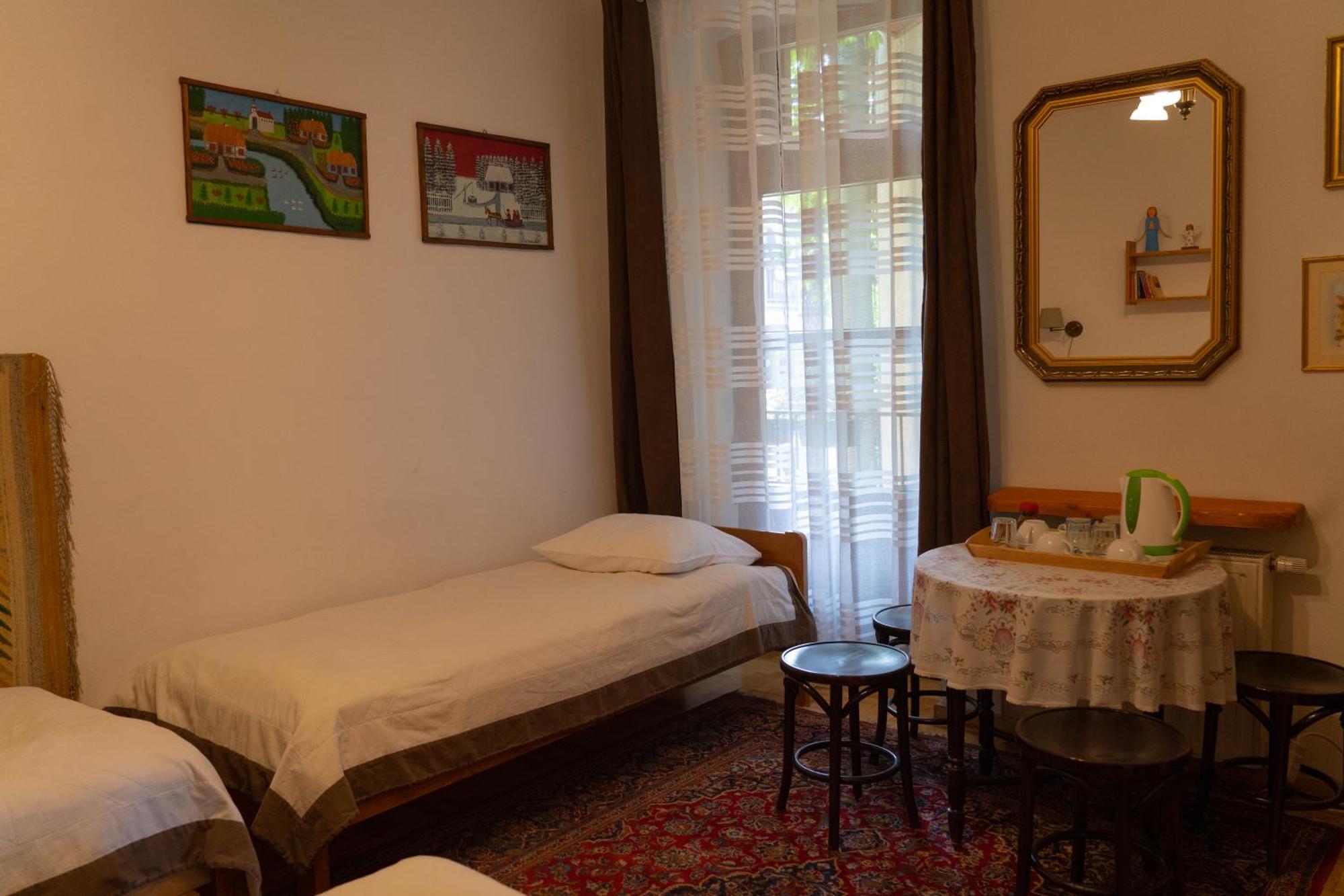 Kolory Guest House Cracovia Esterno foto