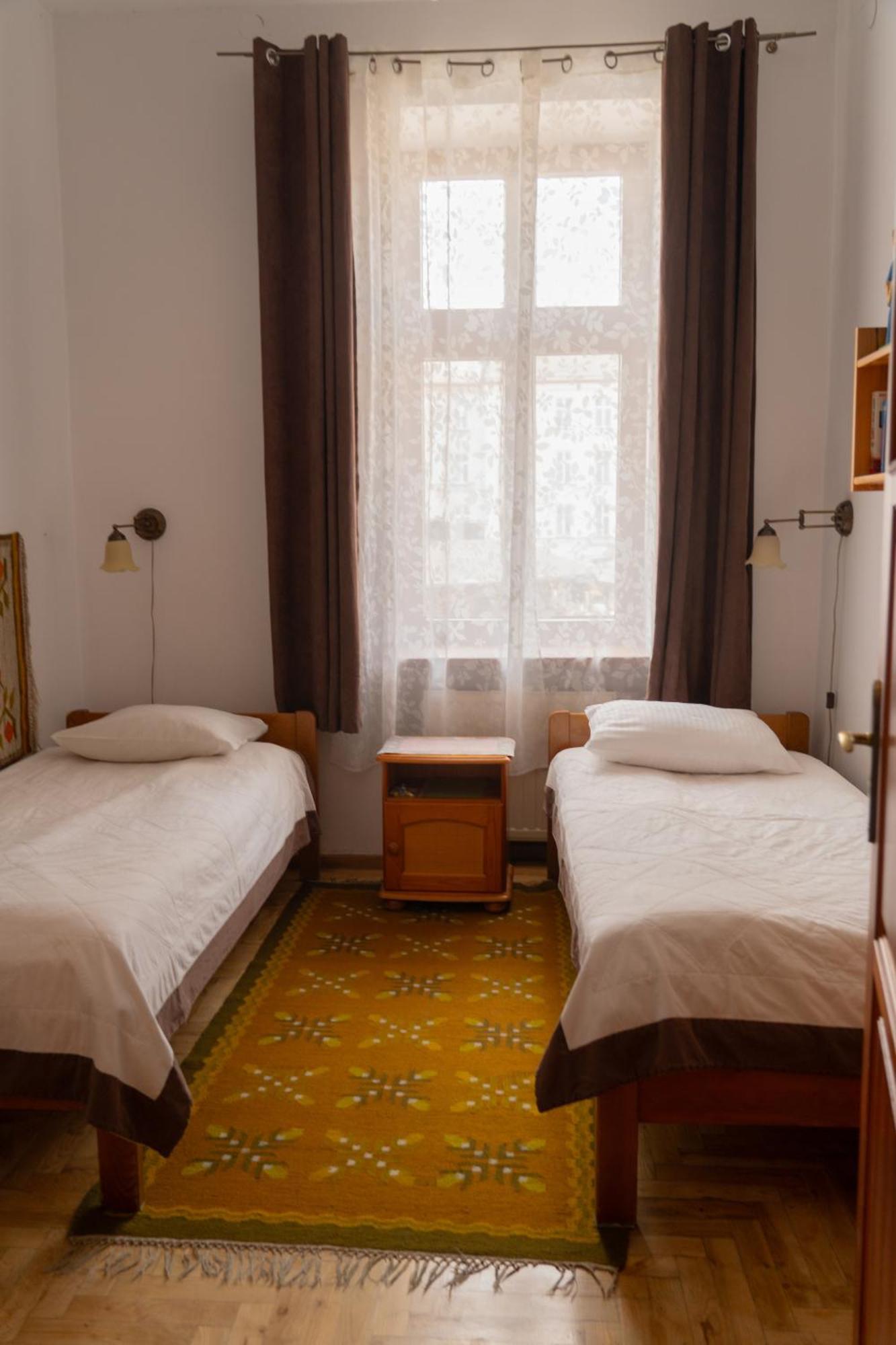 Kolory Guest House Cracovia Esterno foto